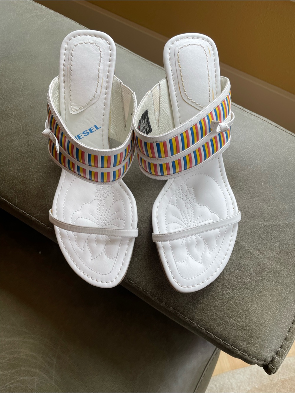 VTG Diesel Intrude Rainbow Striped Sandals Slides White Leather Y2K